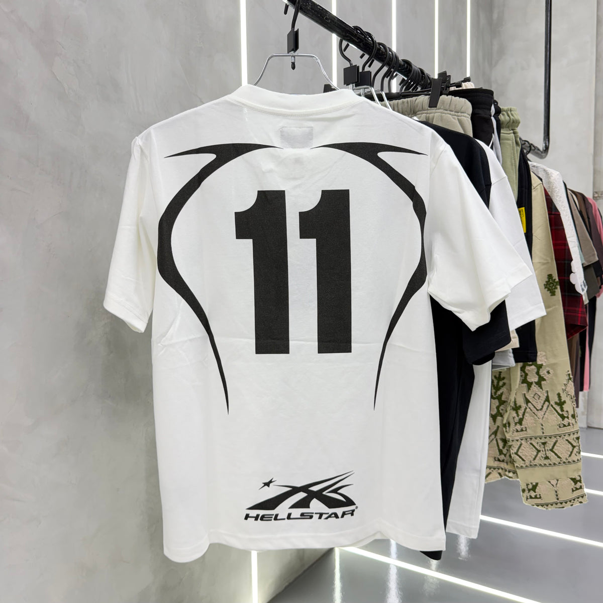 China Imported High Quality Streetwear In Bangladesh. 230 GSM 100% cotton, Heavyweight Oversized / Baggy T-shirt. Puff Printed Logo.