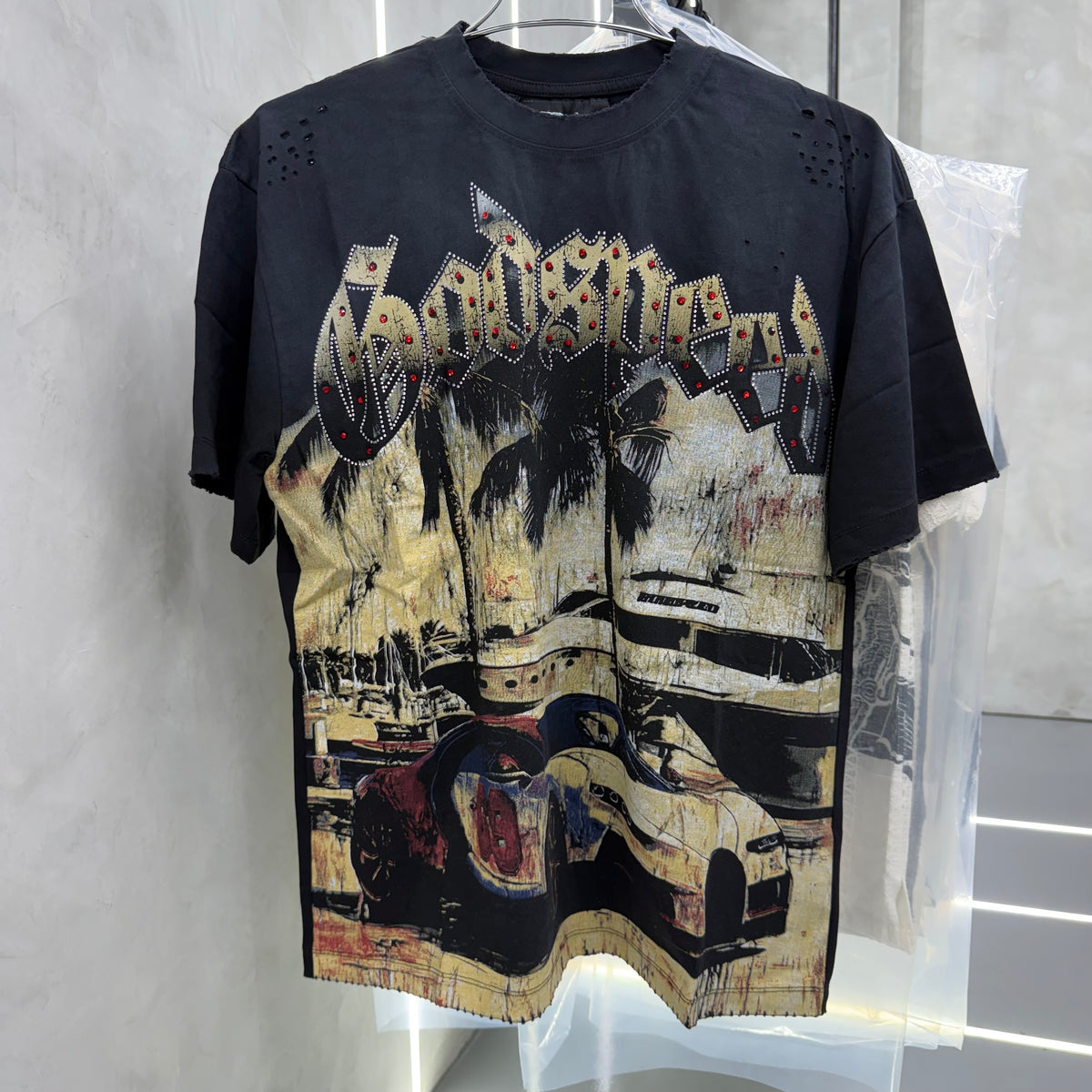 China Imported High Quality Streetwear In Bangladesh. 250 GSM 100% cotton, Heavyweight Oversized / Baggy T-shirt. Puff Printed Logo. 