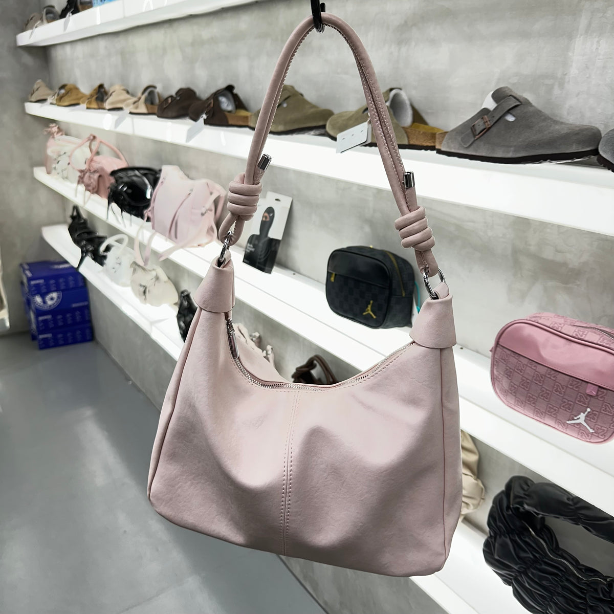 Cloud Bag 004