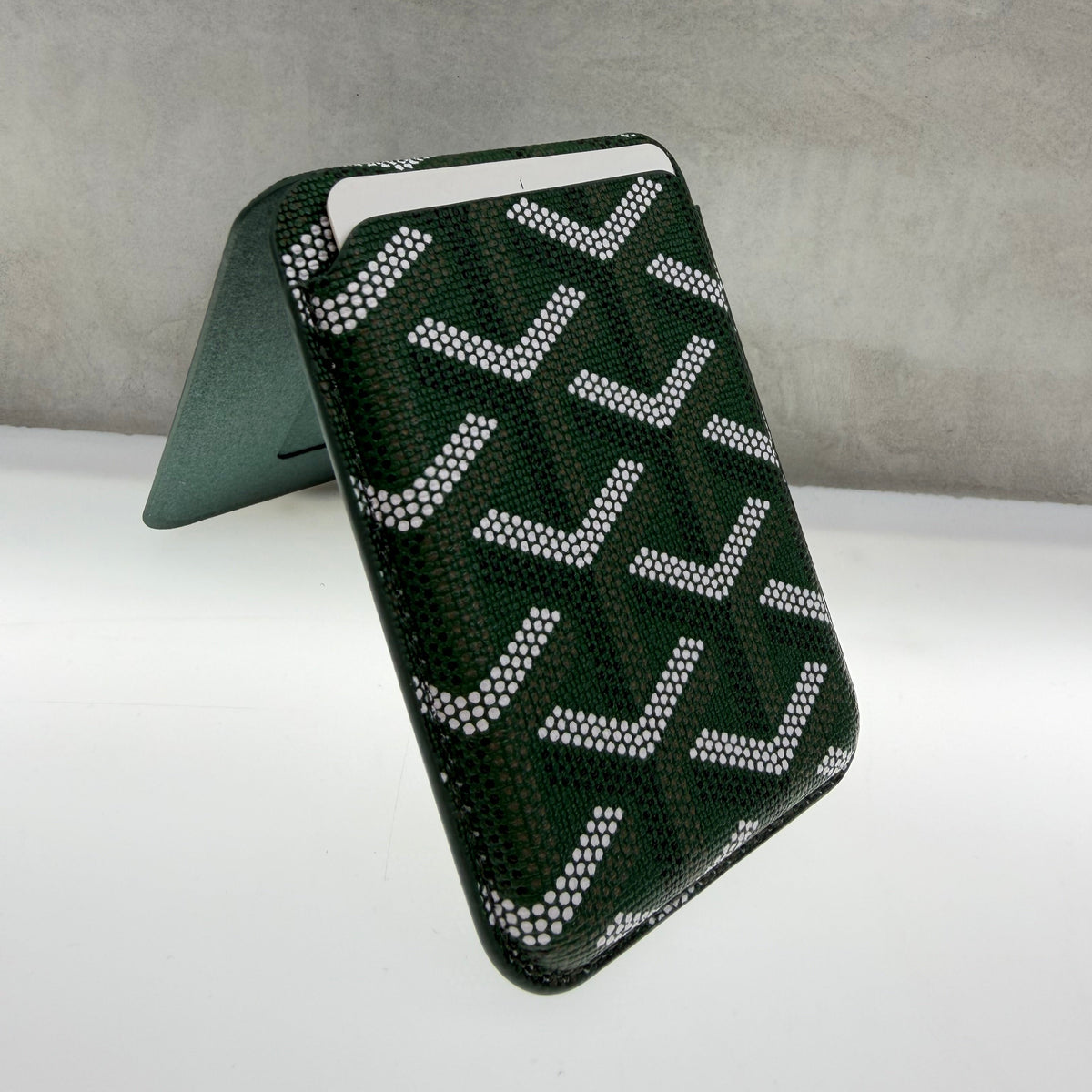 Goyard Stand MagSafe Card Holder