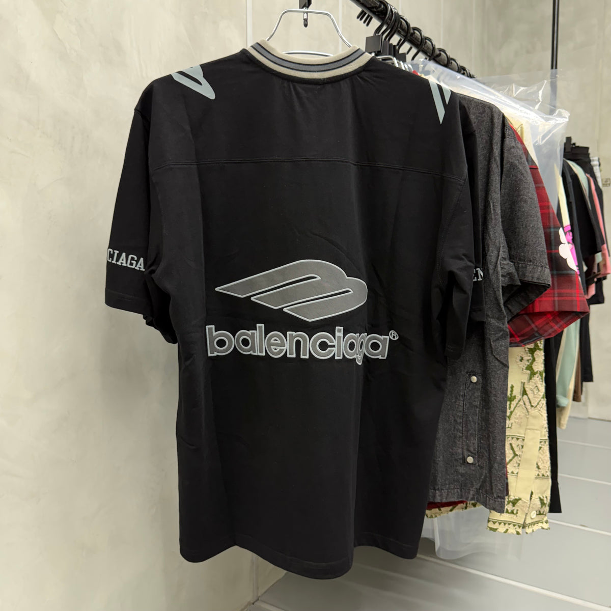 Balenciaga T-shirt 002 (XS FITS UPTO XL)