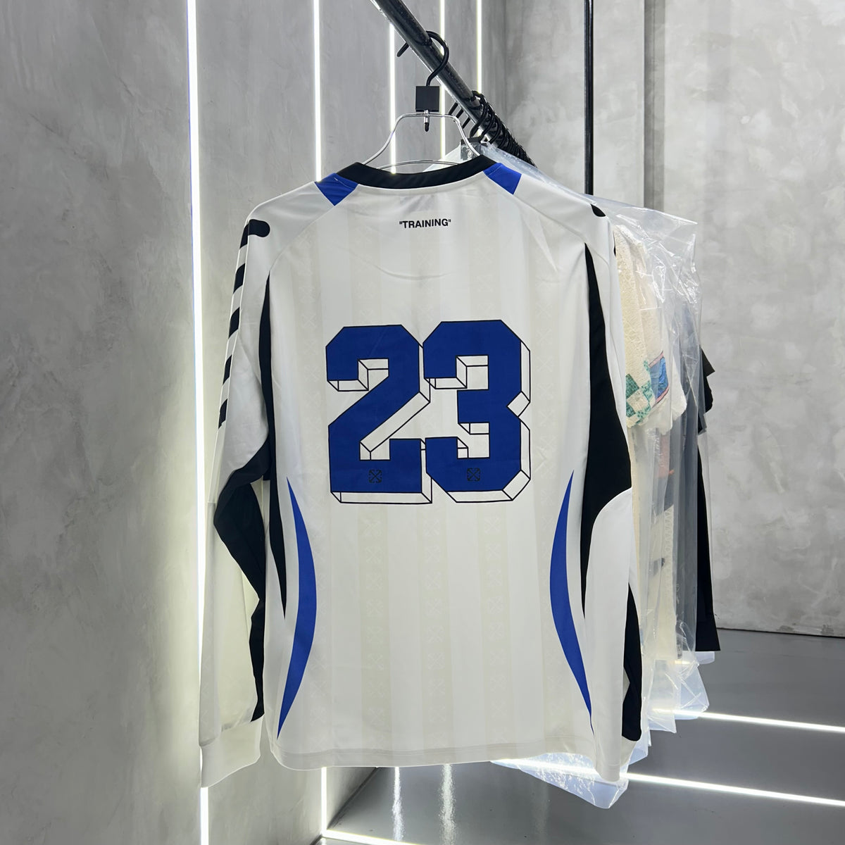 Off-white Full Sleeve Jersey 001