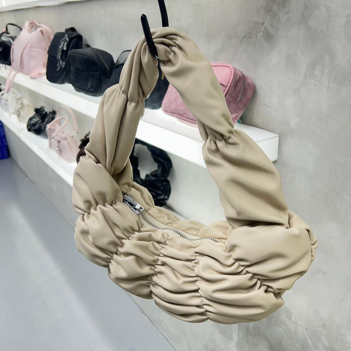 Cloud Bag 003