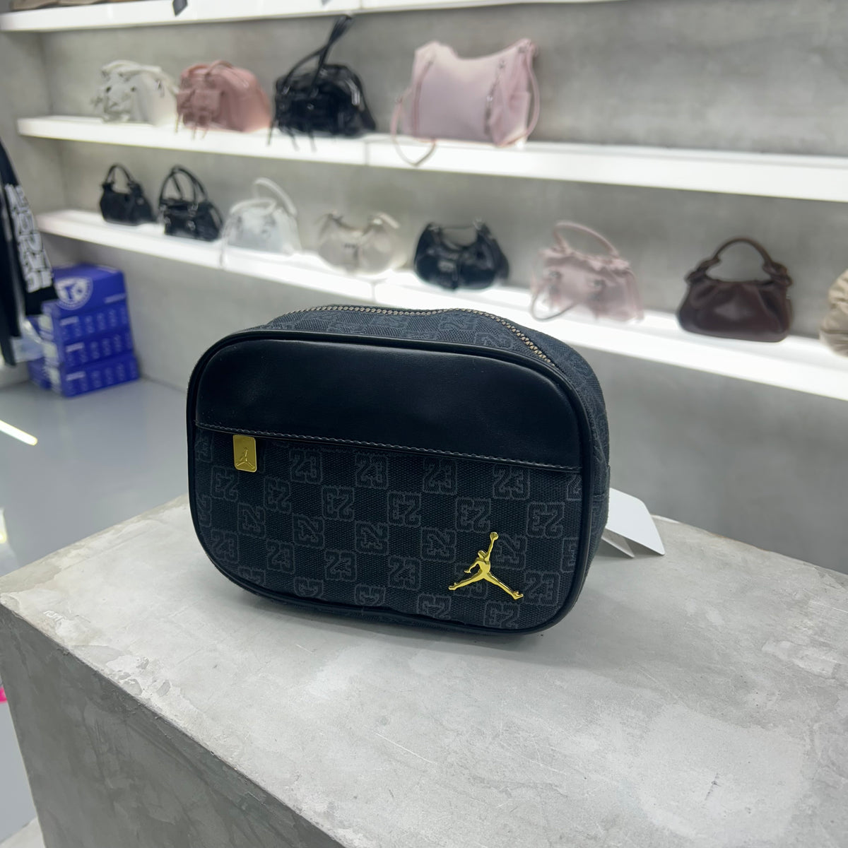 Air Jordan Cross-body bag 001