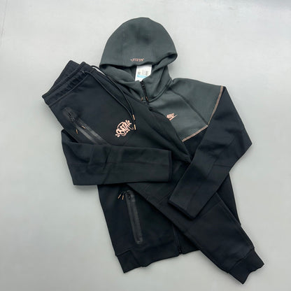 Synaworld Central Cee x Nike Tech Fleece 001