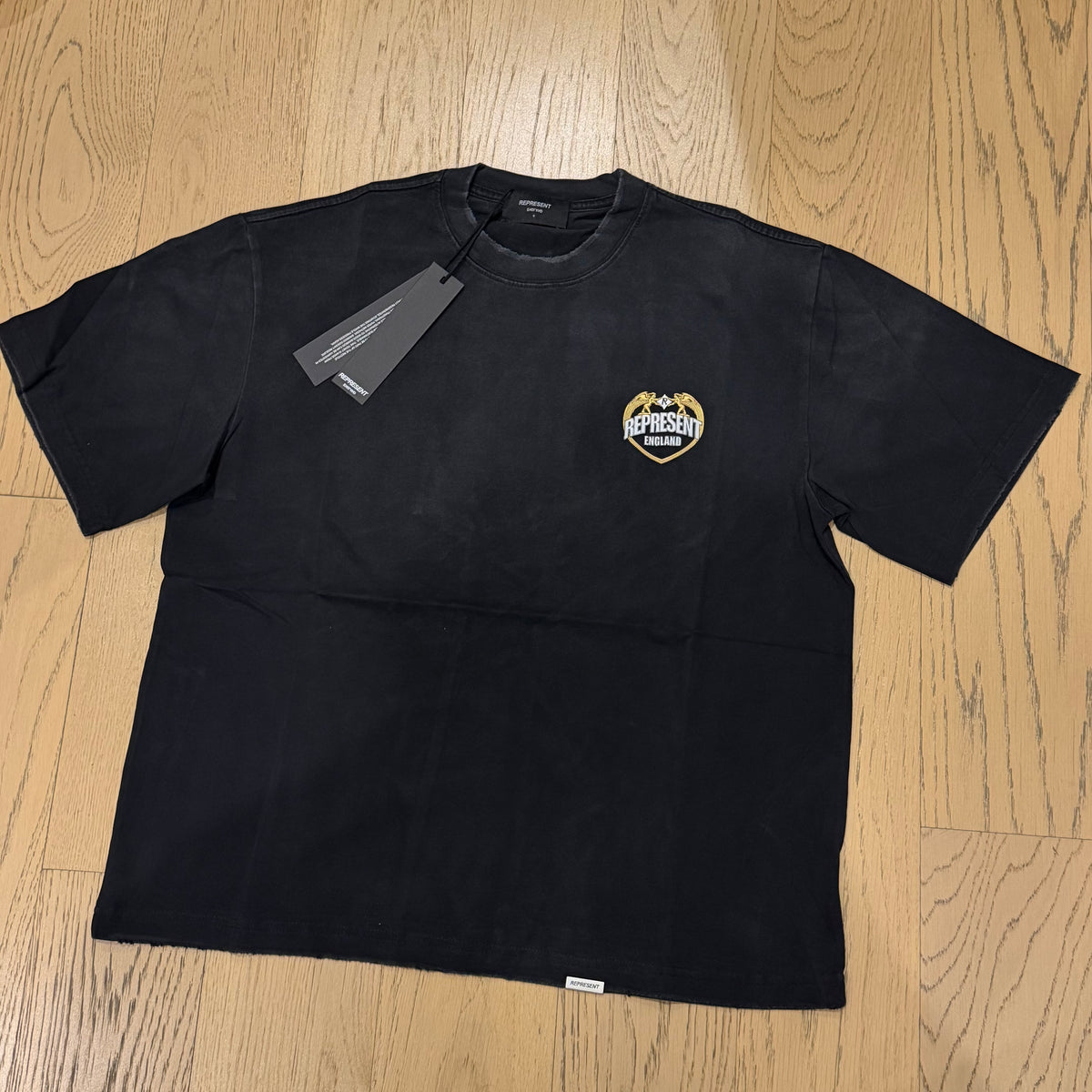 Represent T-shirt 005