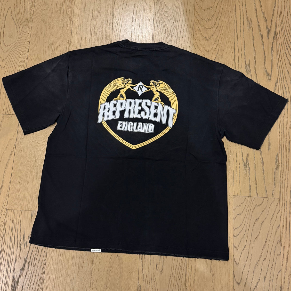 Represent T-shirt 005