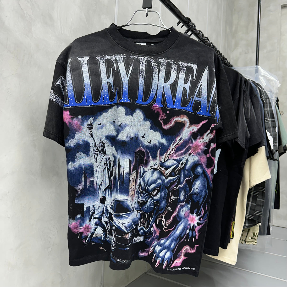 China Imported High Quality Streetwear In Bangladesh. 300 GSM 100% cotton, Heavyweight Oversized / Baggy T-shirt. Puff Printed Logo. 