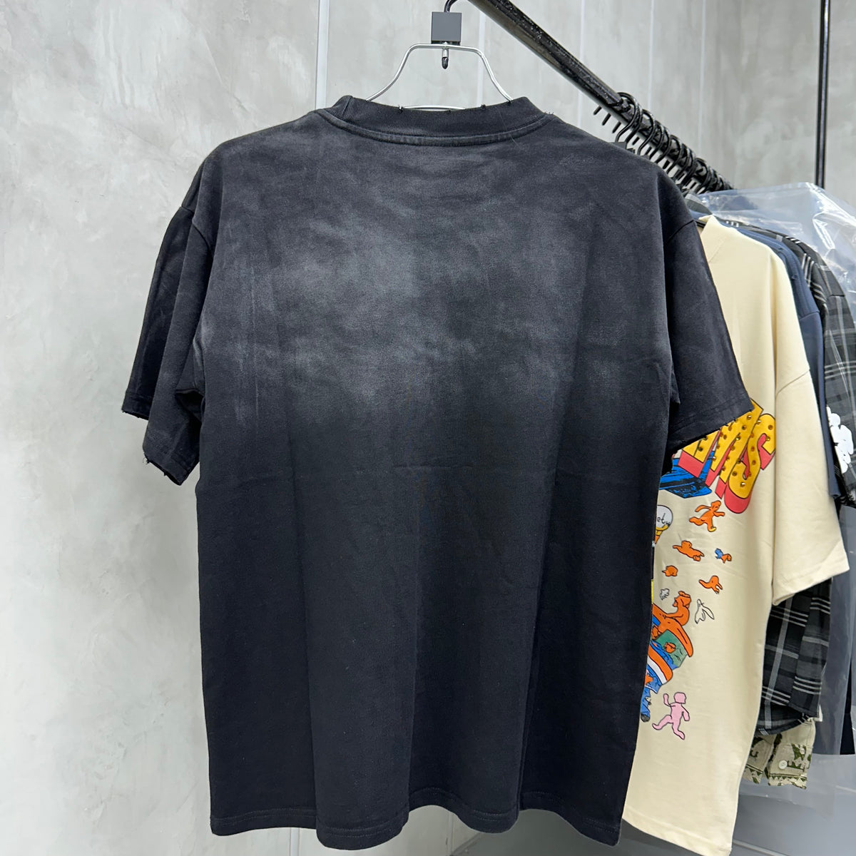 China Imported High Quality Streetwear In Bangladesh. 300 GSM 100% cotton, Heavyweight Oversized / Baggy T-shirt. Puff Printed Logo. 