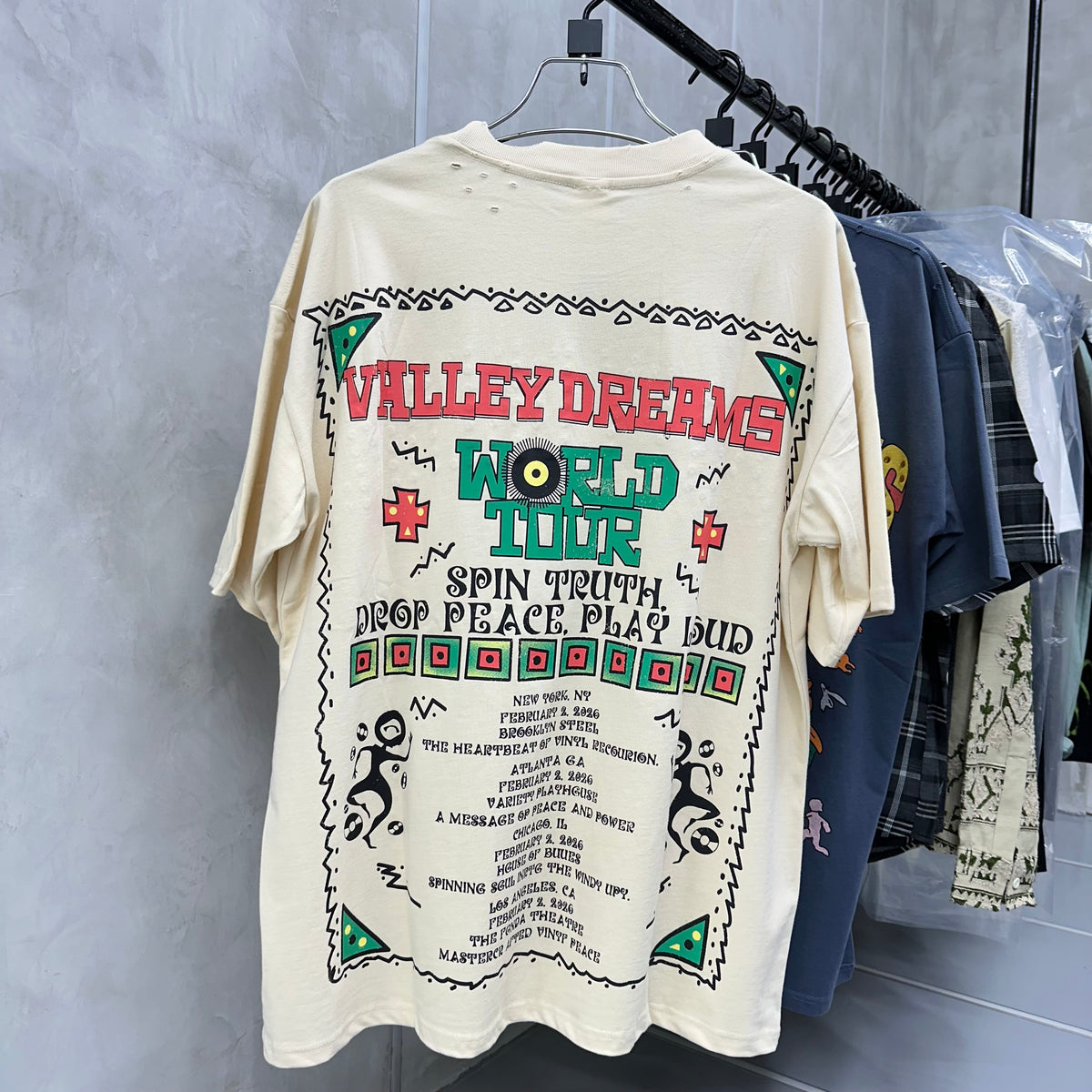 China Imported High Quality Streetwear In Bangladesh. 300 GSM 100% cotton, Heavyweight Oversized / Baggy T-shirt. Puff Printed Logo. 