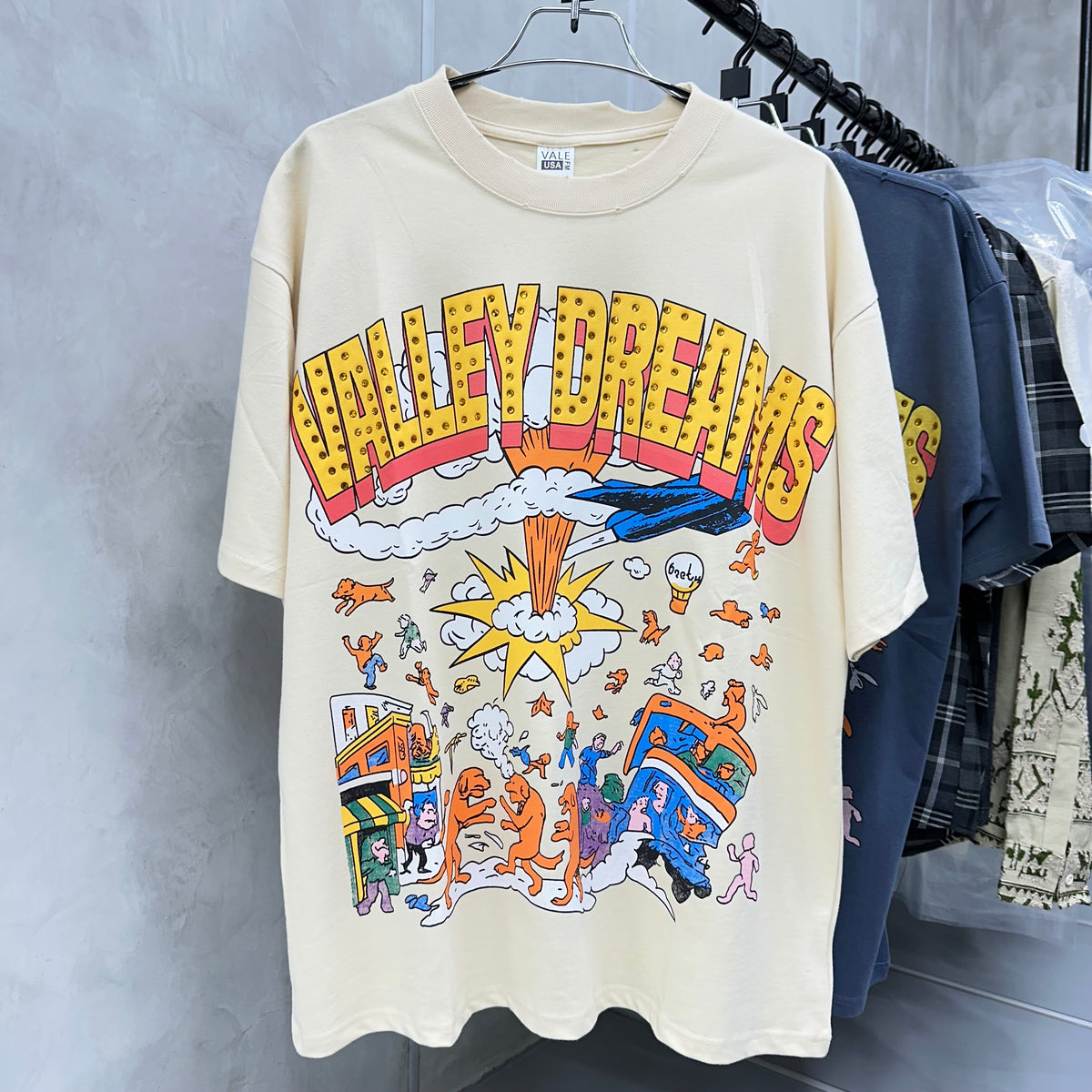 China Imported High Quality Streetwear In Bangladesh. 300 GSM 100% cotton, Heavyweight Oversized / Baggy T-shirt. Puff Printed Logo. 